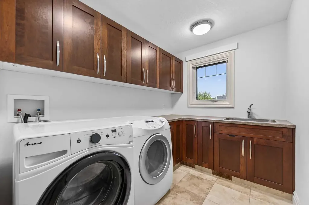 2646 Evercreek Bluffs Way SW Calgary AB T2Y 4V7