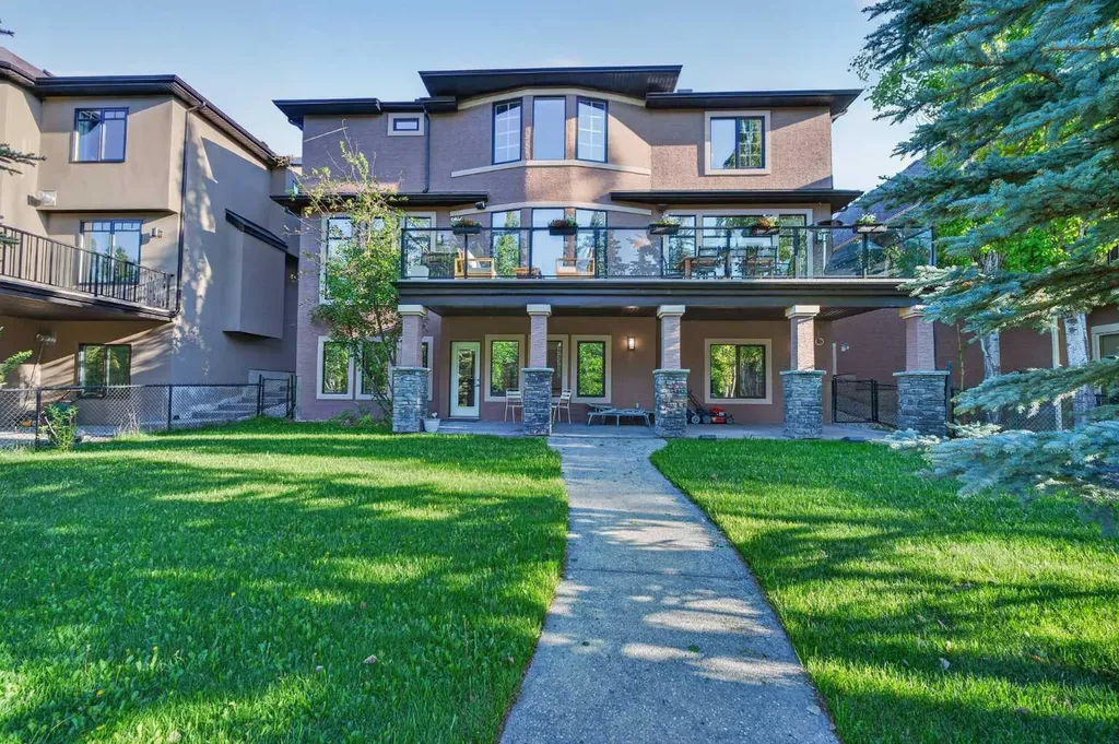 2646 Evercreek Bluffs Way SW Calgary AB T2Y 4V7