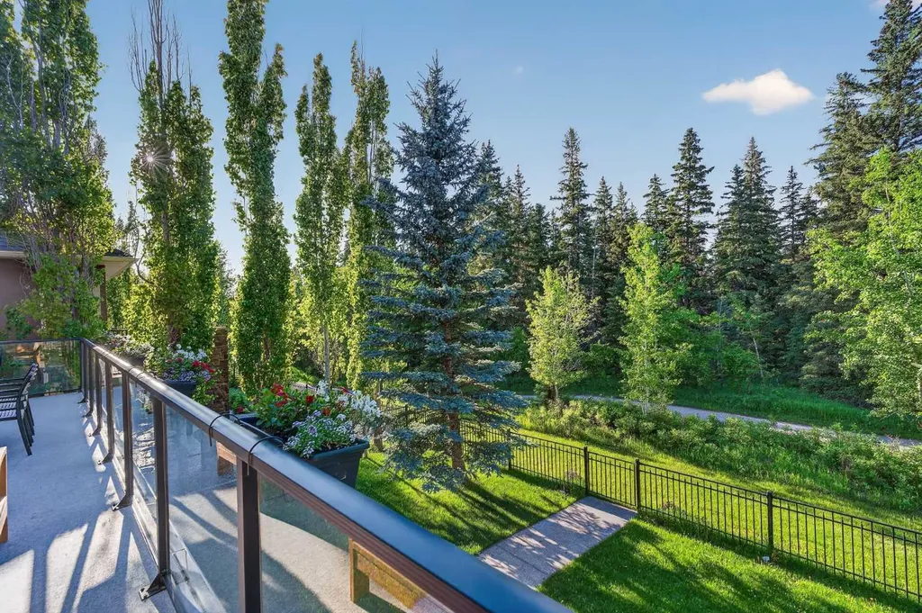 2646 Evercreek Bluffs Way SW Calgary AB T2Y 4V7