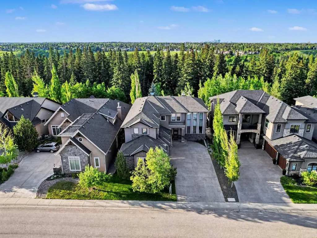2646 Evercreek Bluffs Way SW Calgary AB T2Y 4V7