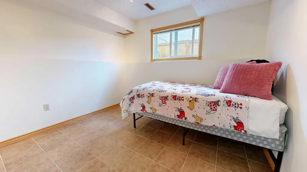 9413 64 Avenue Grande Prairie AB T8W 1B4