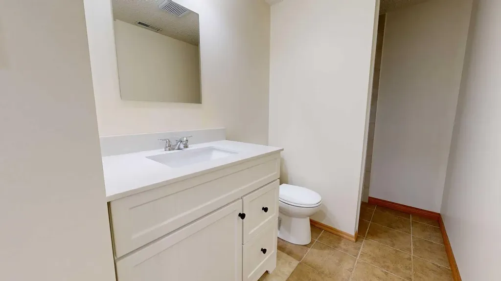 9413 64 Avenue Grande Prairie AB T8W 1B4