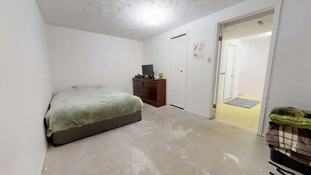 9413 64 Avenue Grande Prairie AB T8W 1B4