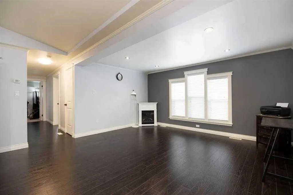 161 Mustang Road Fort Mcmurray AB T9H 5K5
