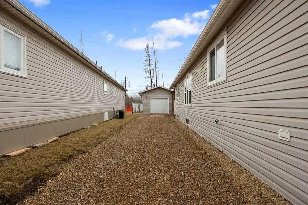 161 Mustang Road Fort Mcmurray AB T9H 5K5