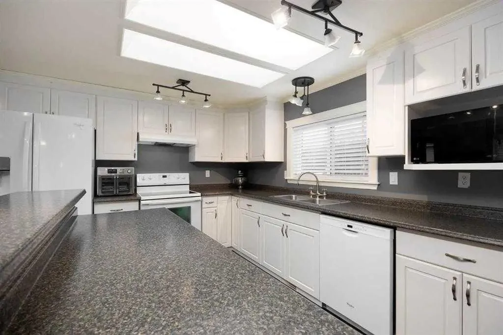 161 Mustang Road Fort Mcmurray AB T9H 5K5