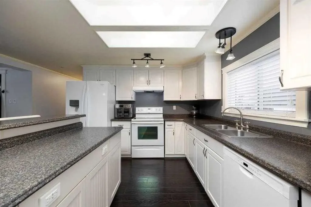 161 Mustang Road Fort Mcmurray AB T9H 5K5