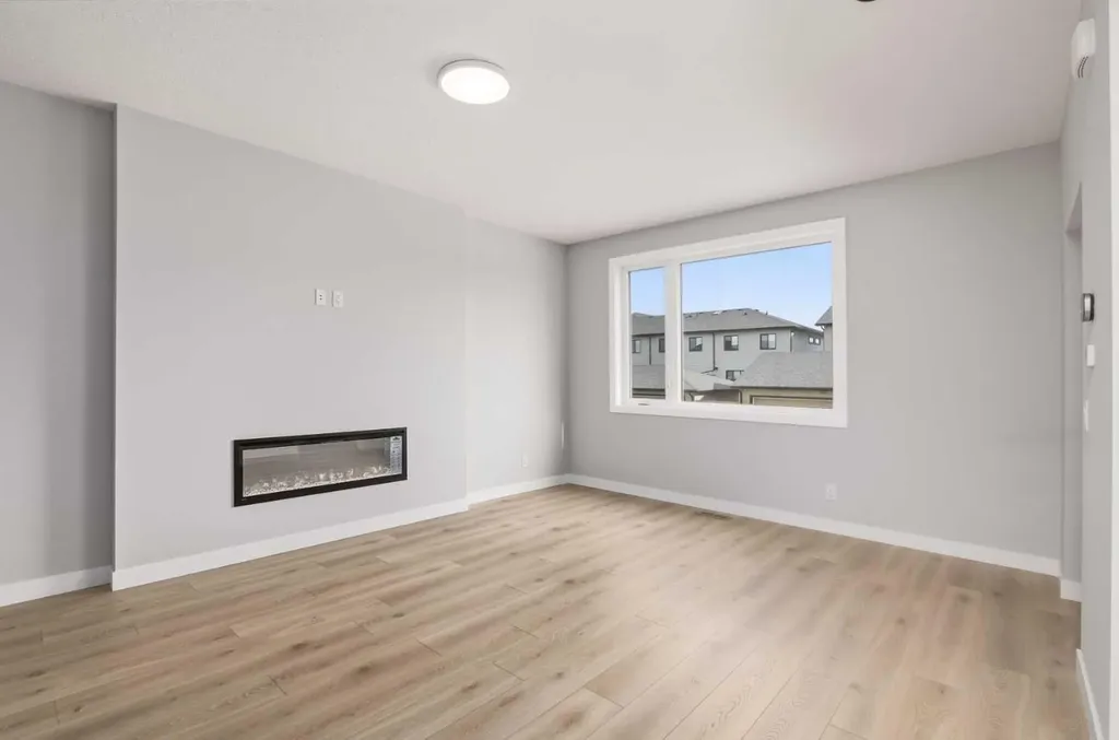 43 Belvedere Crescent SE Calgary AB T2A 7Z9