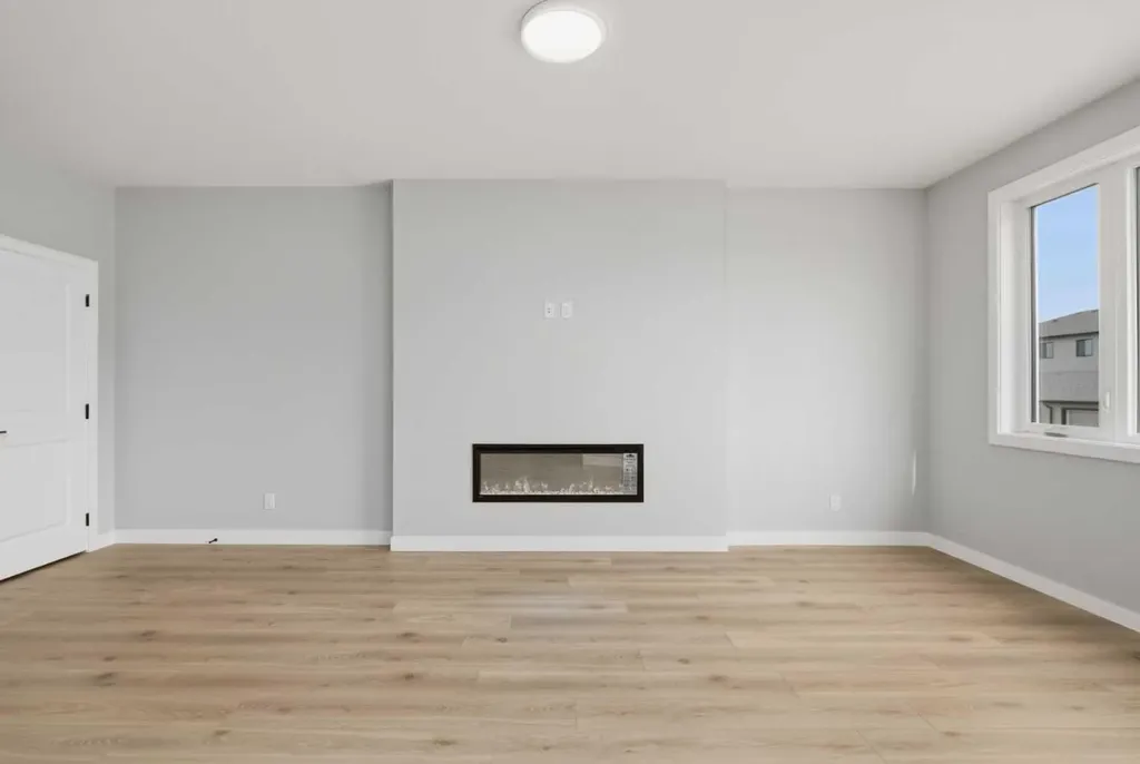 43 Belvedere Crescent SE Calgary AB T2A 7Z9