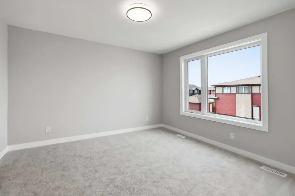 43 Belvedere Crescent SE Calgary AB T2A 7Z9