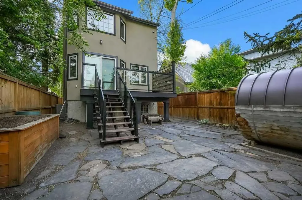408 18a Street NW Calgary AB T2N2H2