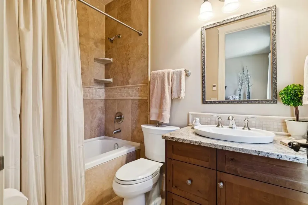 6 Aspen Ridge Lane SW Calgary AB T3H 5H9