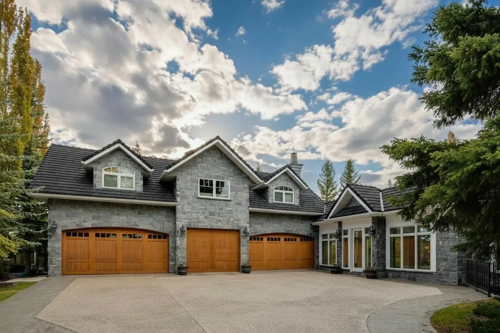 6 Aspen Ridge Lane SW Calgary AB T3H 5H9
