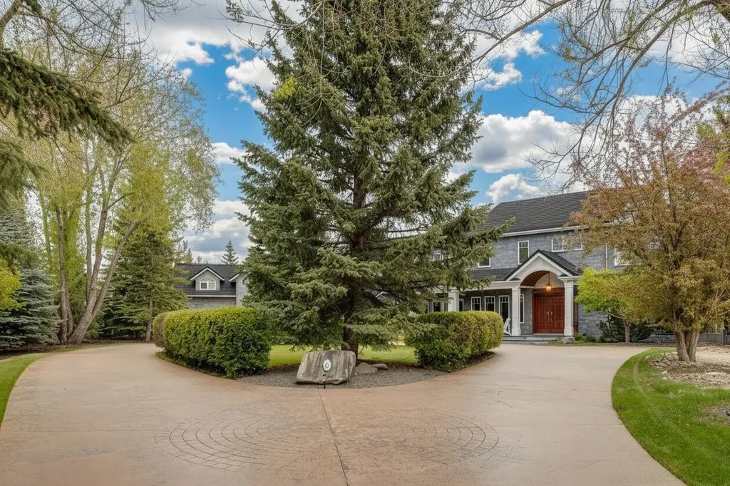 6 Aspen Ridge Lane SW Calgary AB T3H 5H9