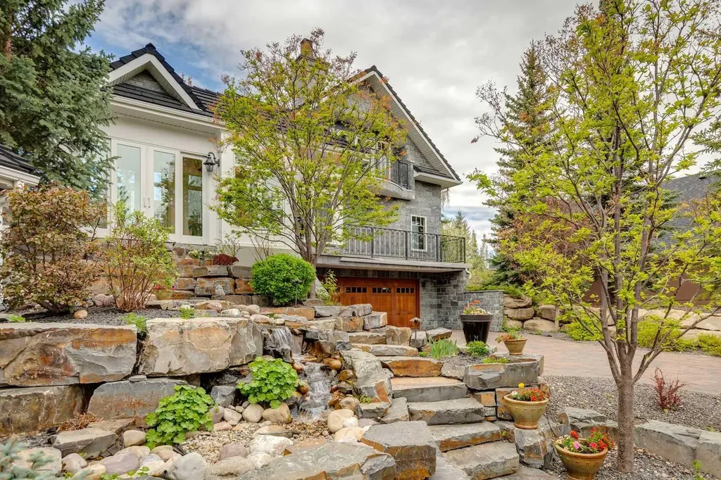 6 Aspen Ridge Lane SW Calgary AB T3H 5H9