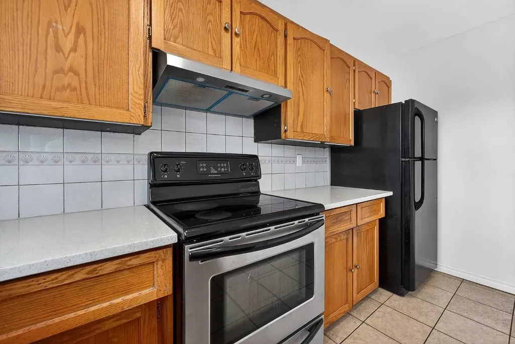 1608 54 Street SE Calgary AB T2A 1W8