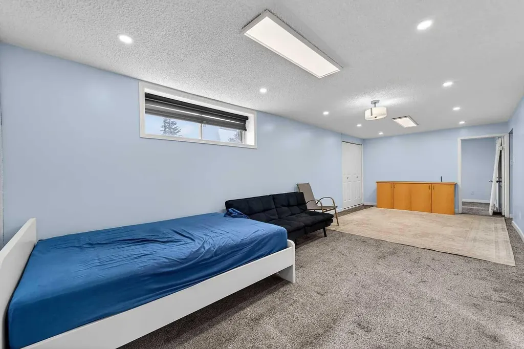 1608 54 Street SE Calgary AB T2A 1W8