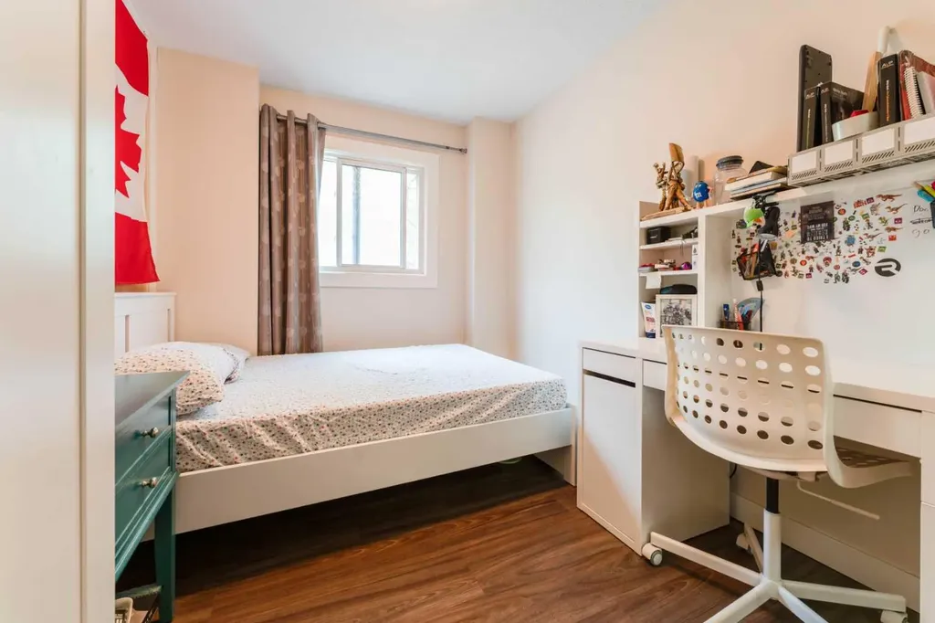 823 19 Avenue SW Calgary AB T2T 0H6