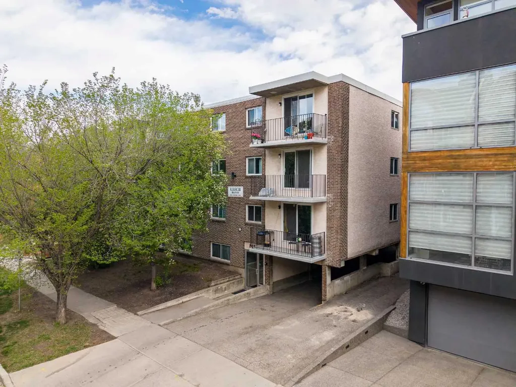 823 19 Avenue SW Calgary AB T2T 0H6