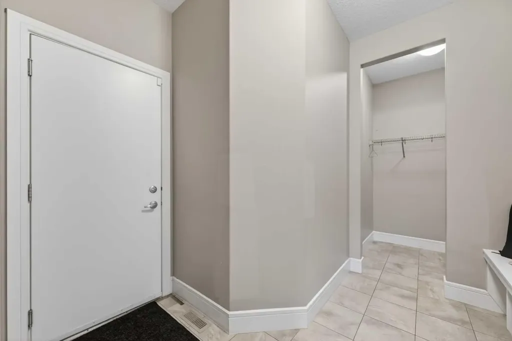 248 Marquis Landing SE Calgary AB T3M2H3