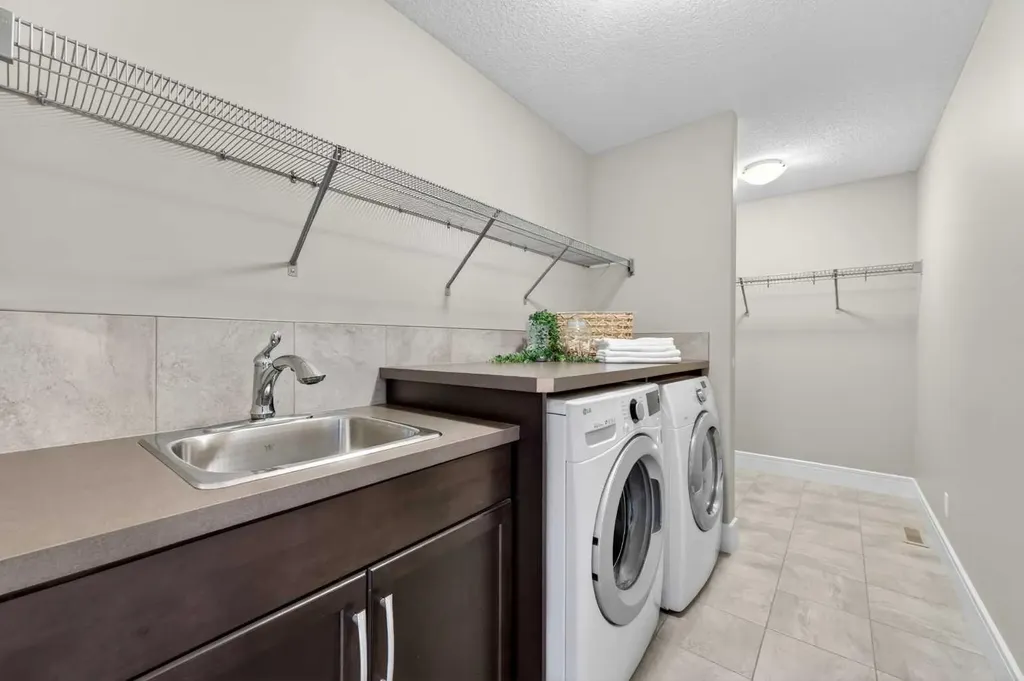 248 Marquis Landing SE Calgary AB T3M2H3