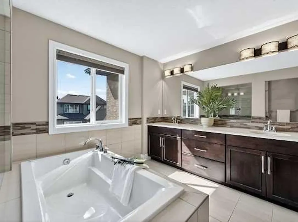 248 Marquis Landing SE Calgary AB T3M2H3