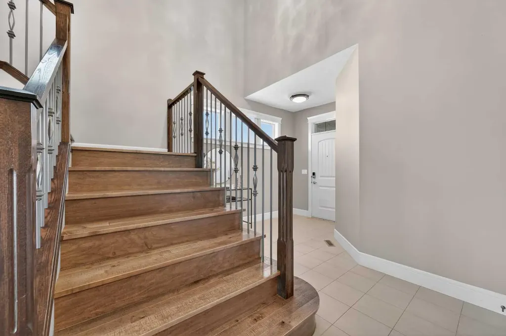 248 Marquis Landing SE Calgary AB T3M2H3
