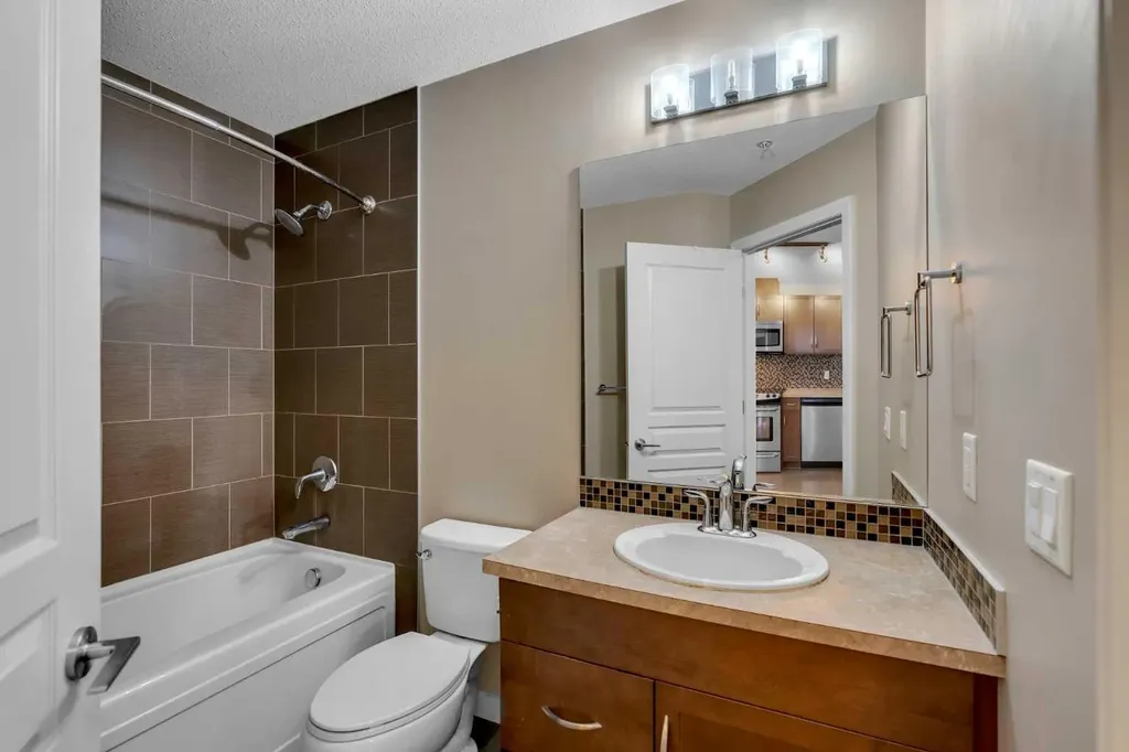 1320 1 Street SE Calgary AB T2G 0G8