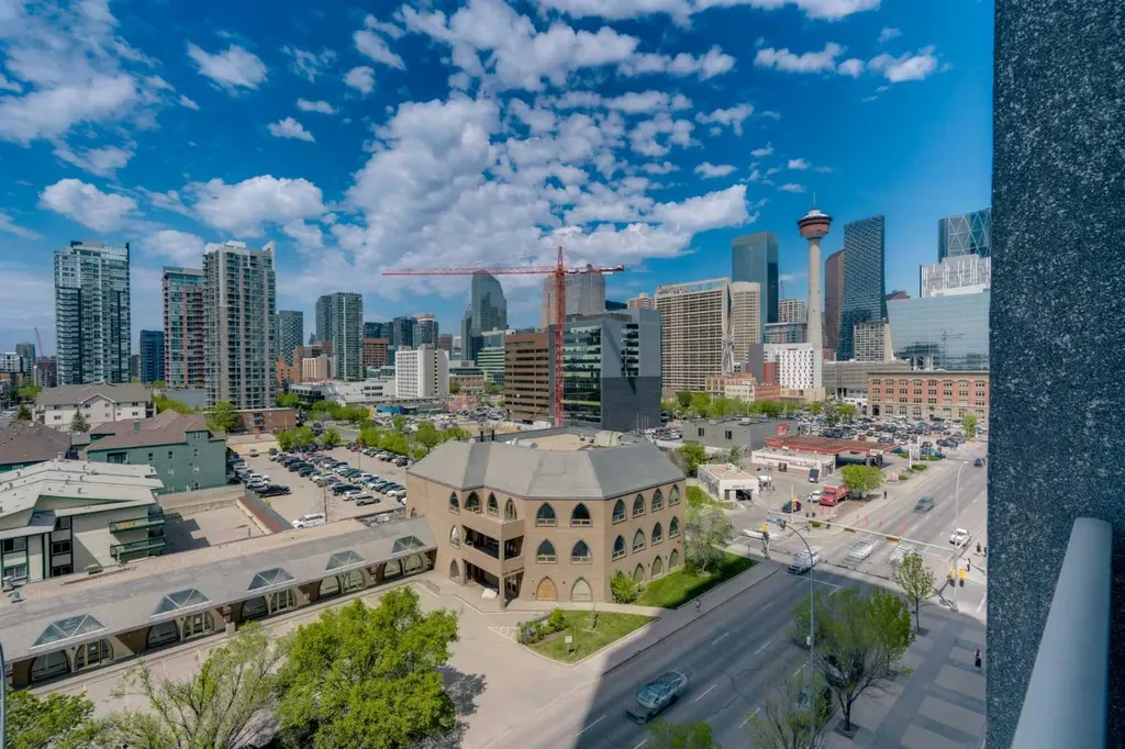 1320 1 Street SE Calgary AB T2G 0G8