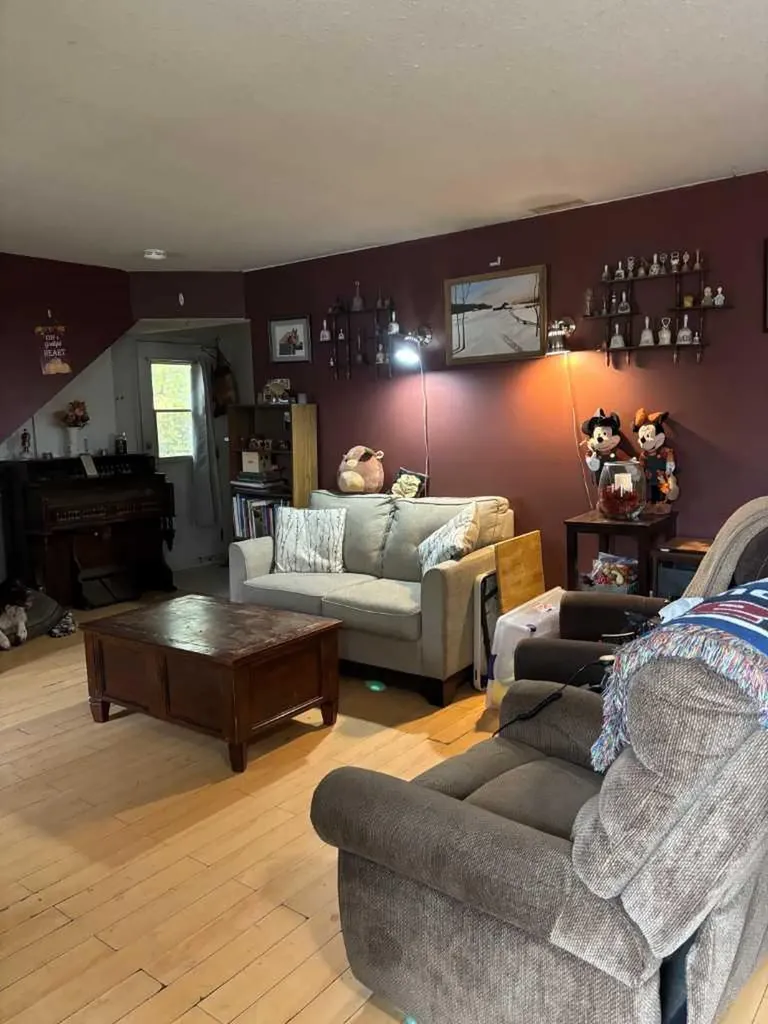 70009 Range Road 75 Grovedale AB T0H 1X0