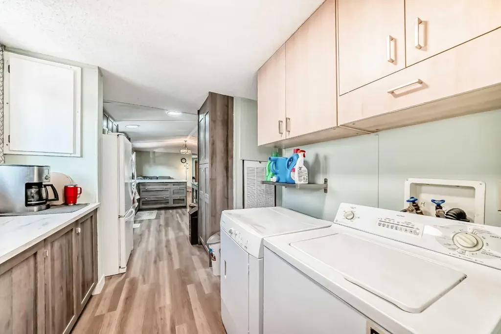 17 Burroughs Place NE Calgary AB T1Y 6K5