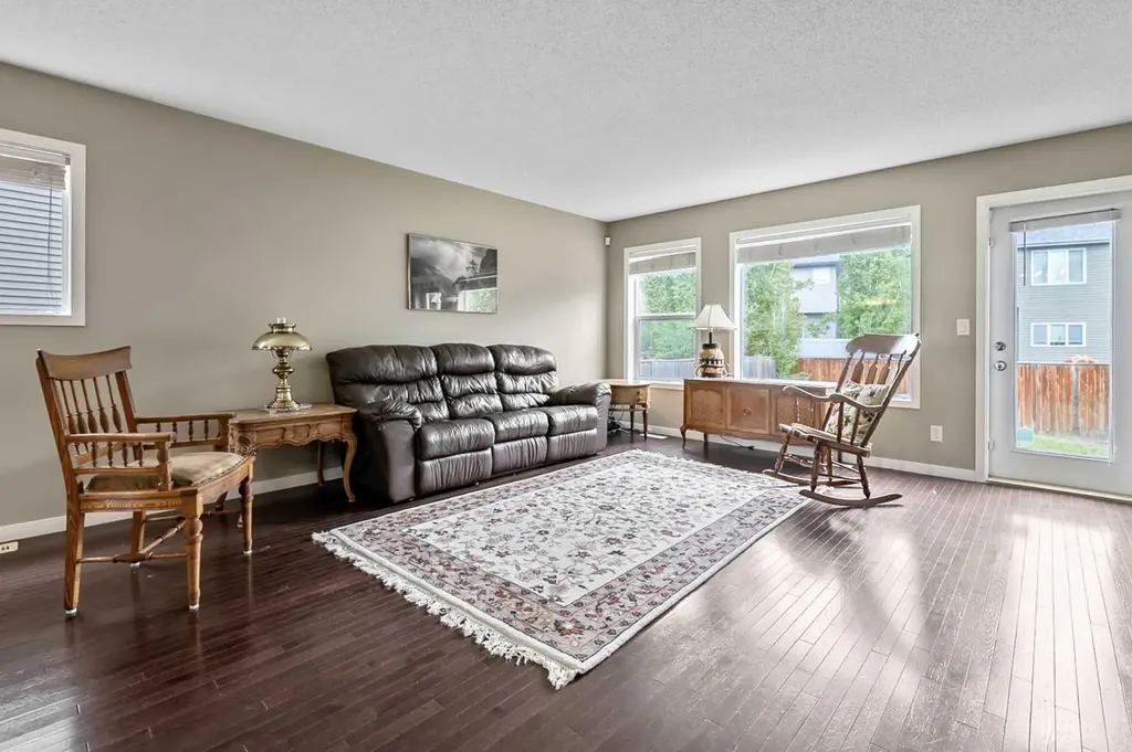 32 Cranston Gate SE Calgary AB T3M 0W8