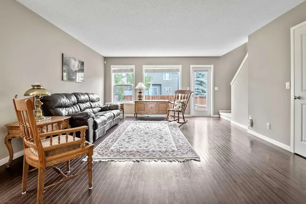 32 Cranston Gate SE Calgary AB T3M 0W8