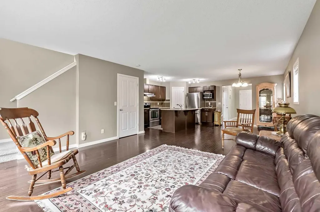 32 Cranston Gate SE Calgary AB T3M 0W8