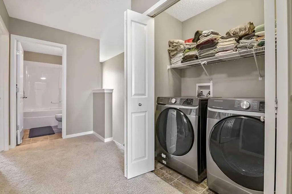 32 Cranston Gate SE Calgary AB T3M 0W8
