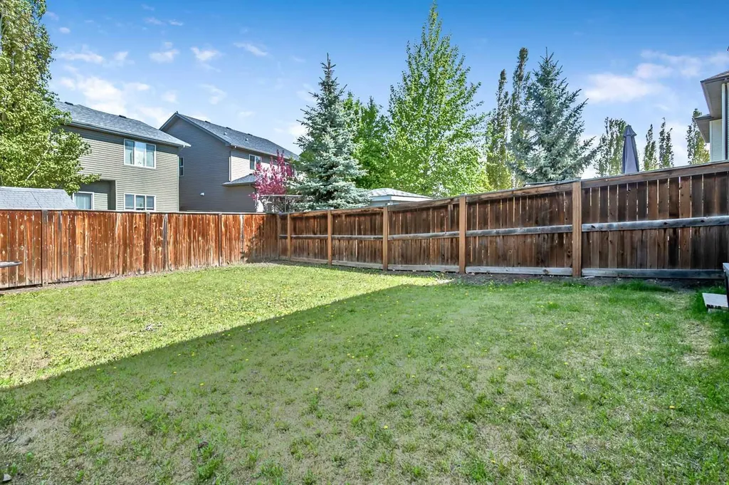 32 Cranston Gate SE Calgary AB T3M 0W8