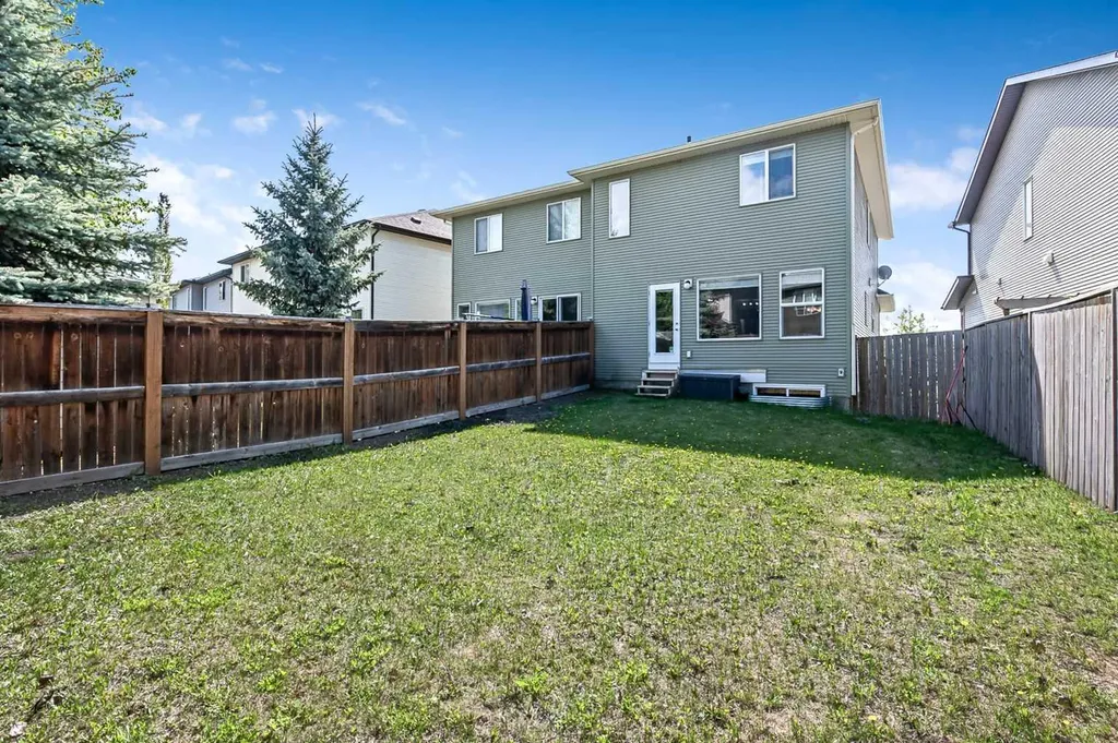 32 Cranston Gate SE Calgary AB T3M 0W8
