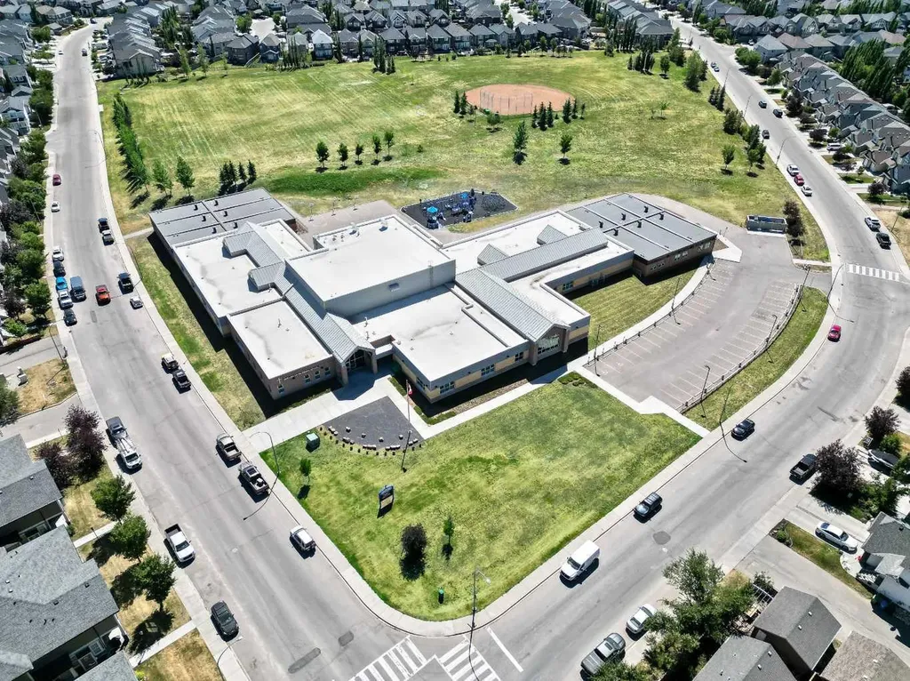 32 Cranston Gate SE Calgary AB T3M 0W8