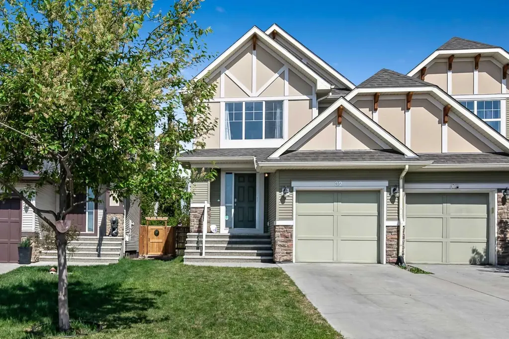32 Cranston Gate SE Calgary AB T3M 0W8