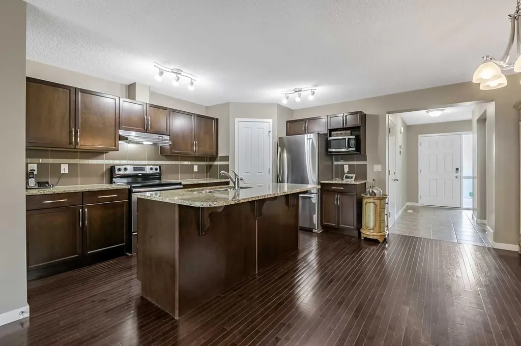 32 Cranston Gate SE Calgary AB T3M 0W8