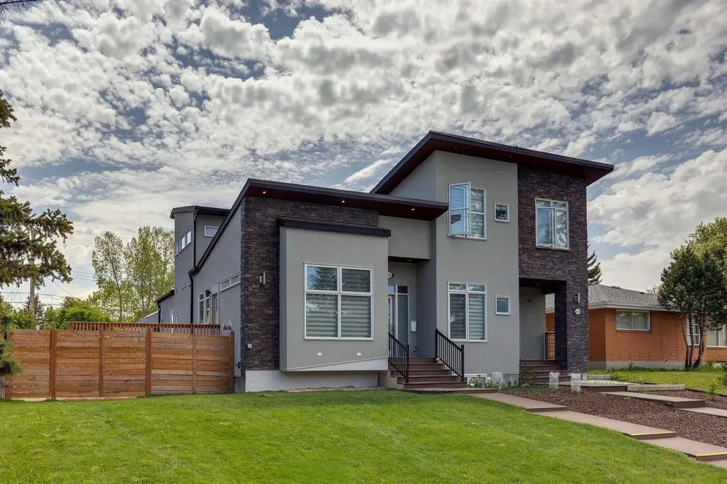 4626 Voyageur Drive NW Calgary AB T3A 0P6