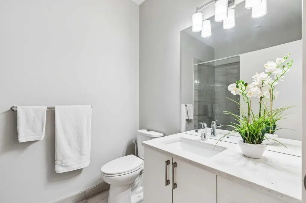 4626 Voyageur Drive NW Calgary AB T3A 0P6