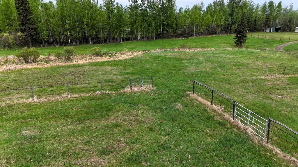 14015 Township Road 534 Rural Yellowhead County AB T7E 5G3