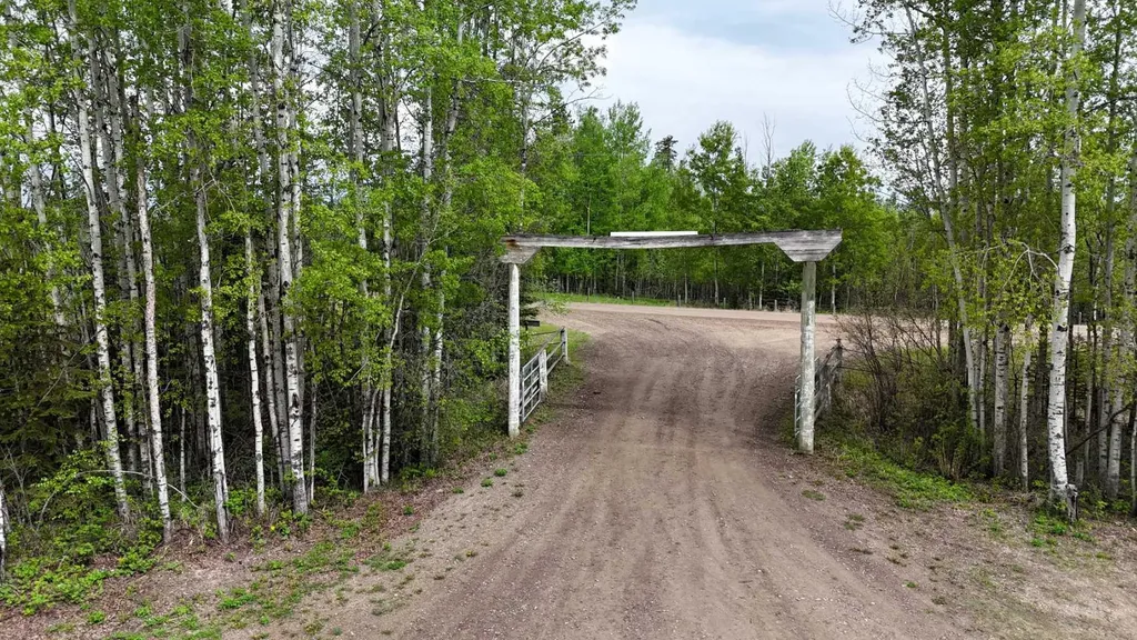 14015 Township Road 534 Rural Yellowhead County AB T7E 5G3