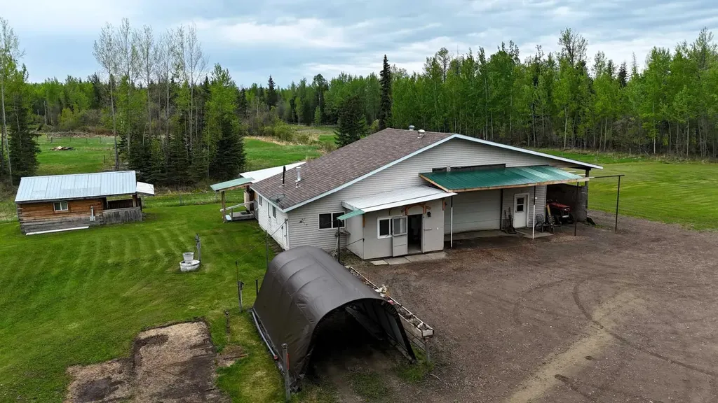 14015 Township Road 534 Rural Yellowhead County AB T7E 5G3