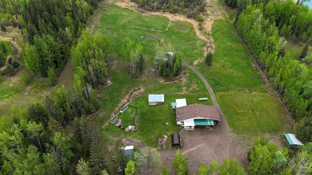 14015 Township Road 534 Rural Yellowhead County AB T7E 5G3
