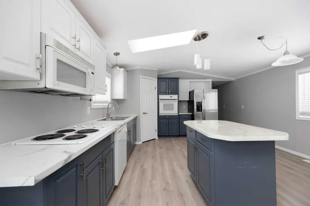 147 Cree Lane Fort Mcmurray AB T9K 1Y5