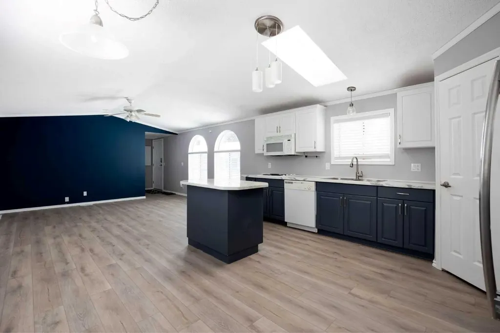 147 Cree Lane Fort Mcmurray AB T9K 1Y5