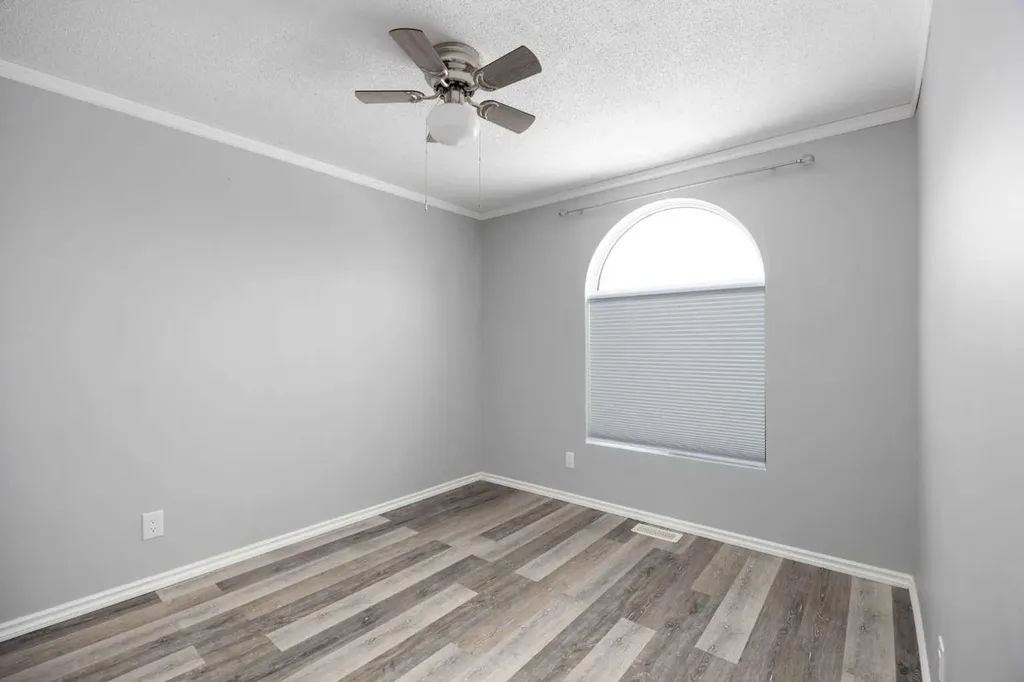 147 Cree Lane Fort Mcmurray AB T9K 1Y5