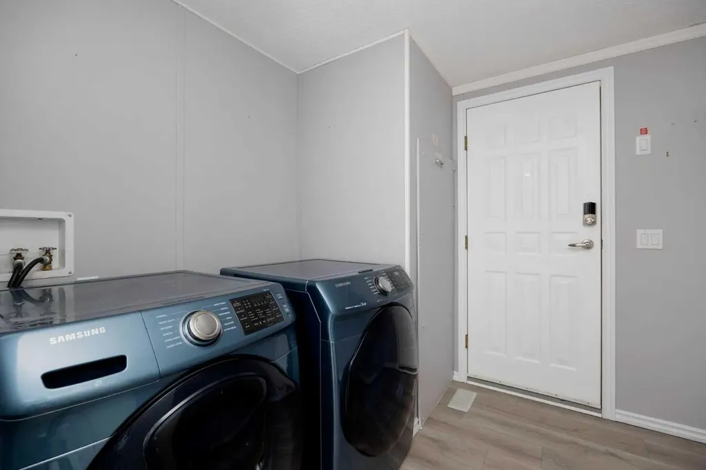 147 Cree Lane Fort Mcmurray AB T9K 1Y5